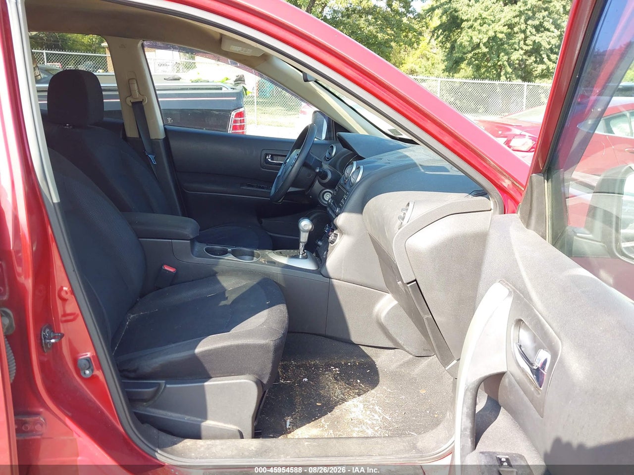 2015 NISSAN ROGUE SELECT S · 5/11