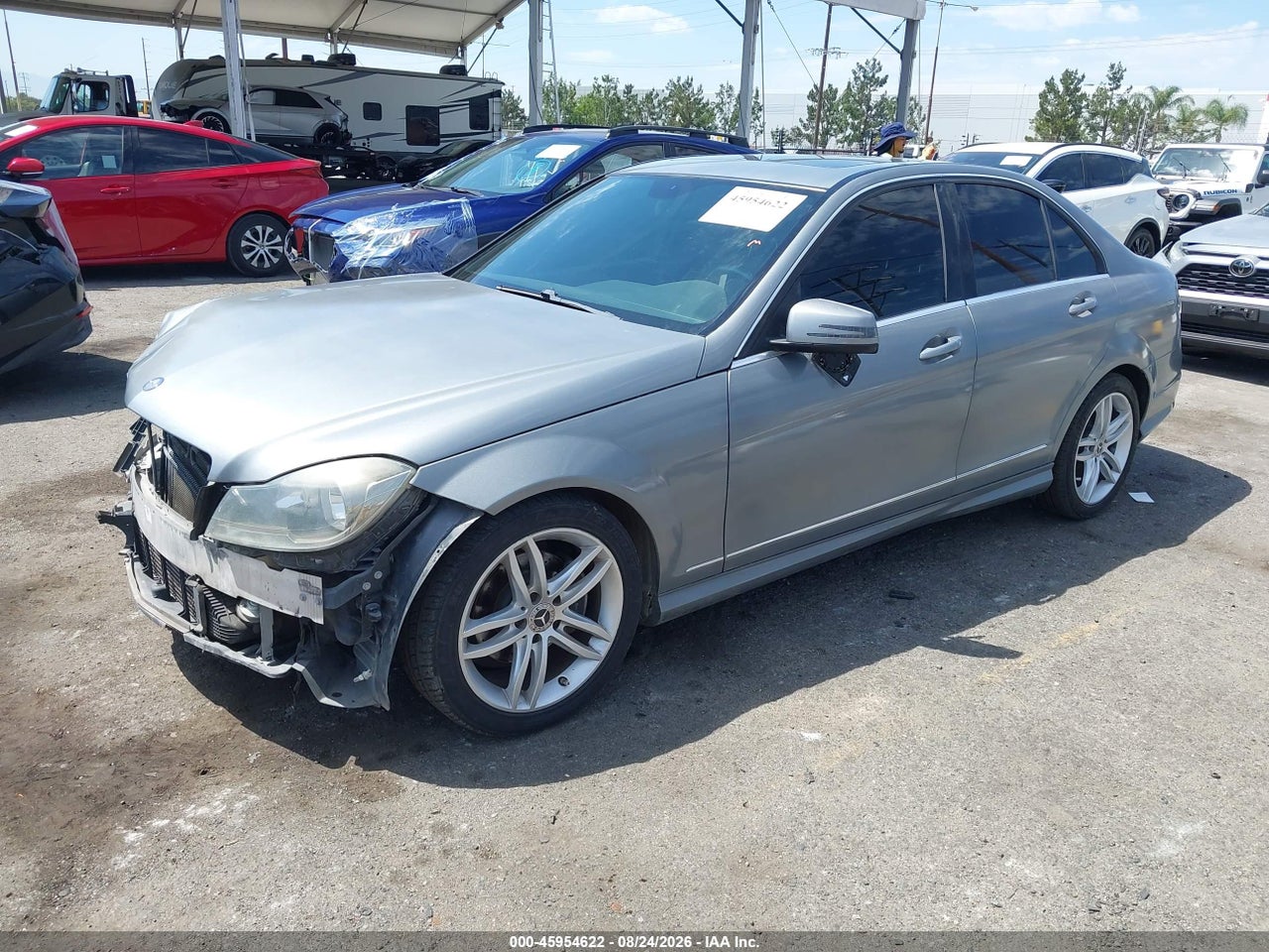 2014 MERCEDES-BENZ C 250 SPORT · 2/11