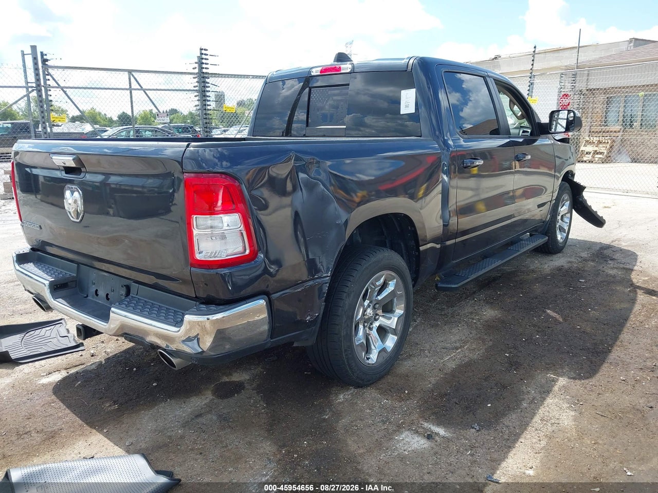 2019 RAM 1500 BIG HORN/LONE STAR  4X4 5'7 BOX · 4/10