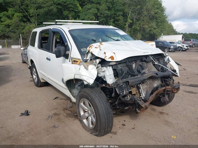 2015 NISSAN ARMADA SV