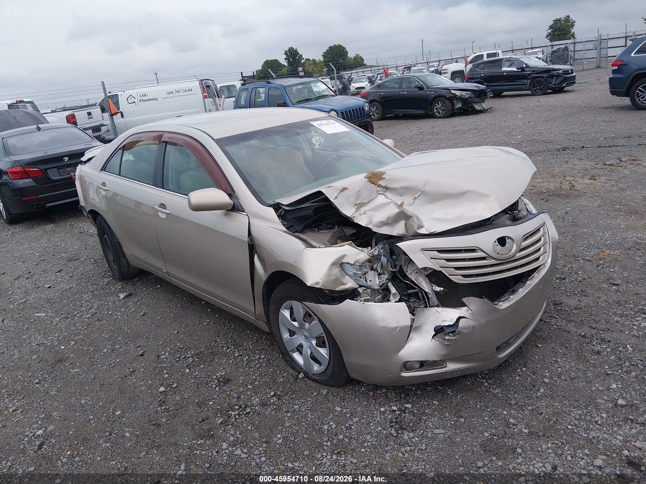 4T1BE46K57U****** · 2007 TOYOTA CAMRY LE