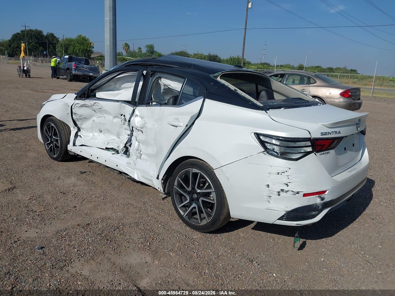 2024 NISSAN SENTRA SR XTRONIC CVT · 3/11
