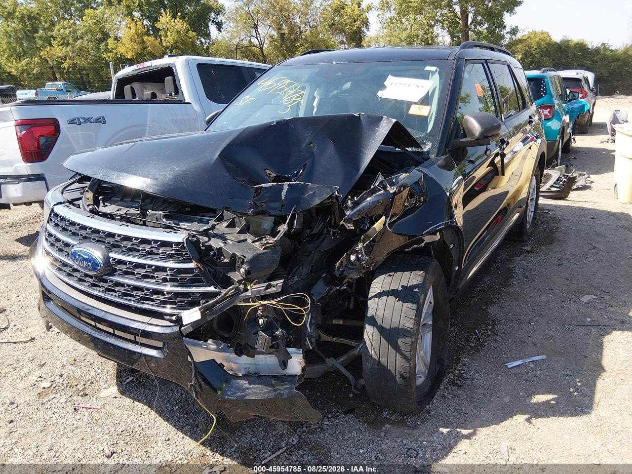 2022 FORD EXPLORER XLT · 6/11