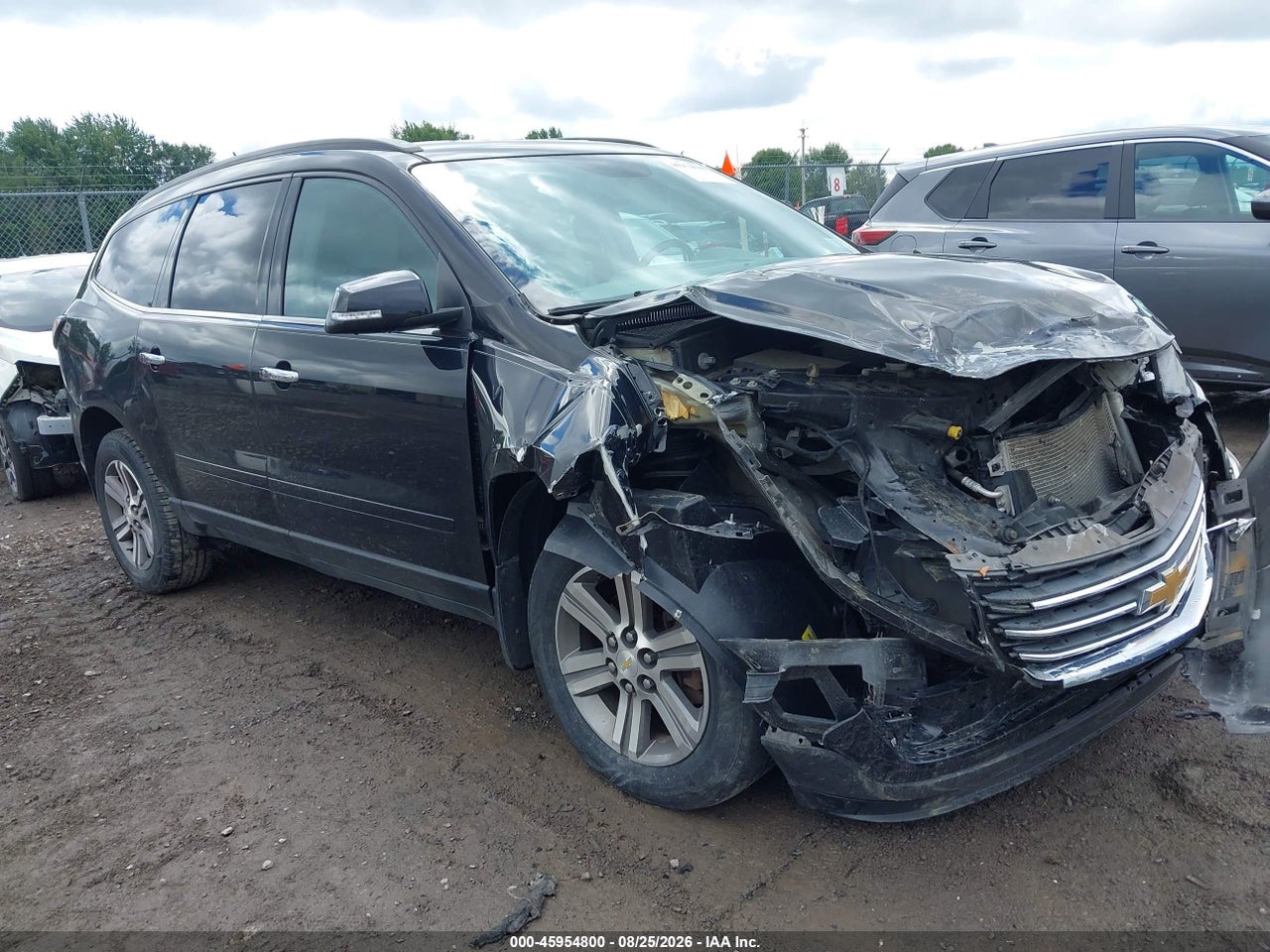 1GNKVHKD3HJ****** · 2017 CHEVROLET TRAVERSE LT
