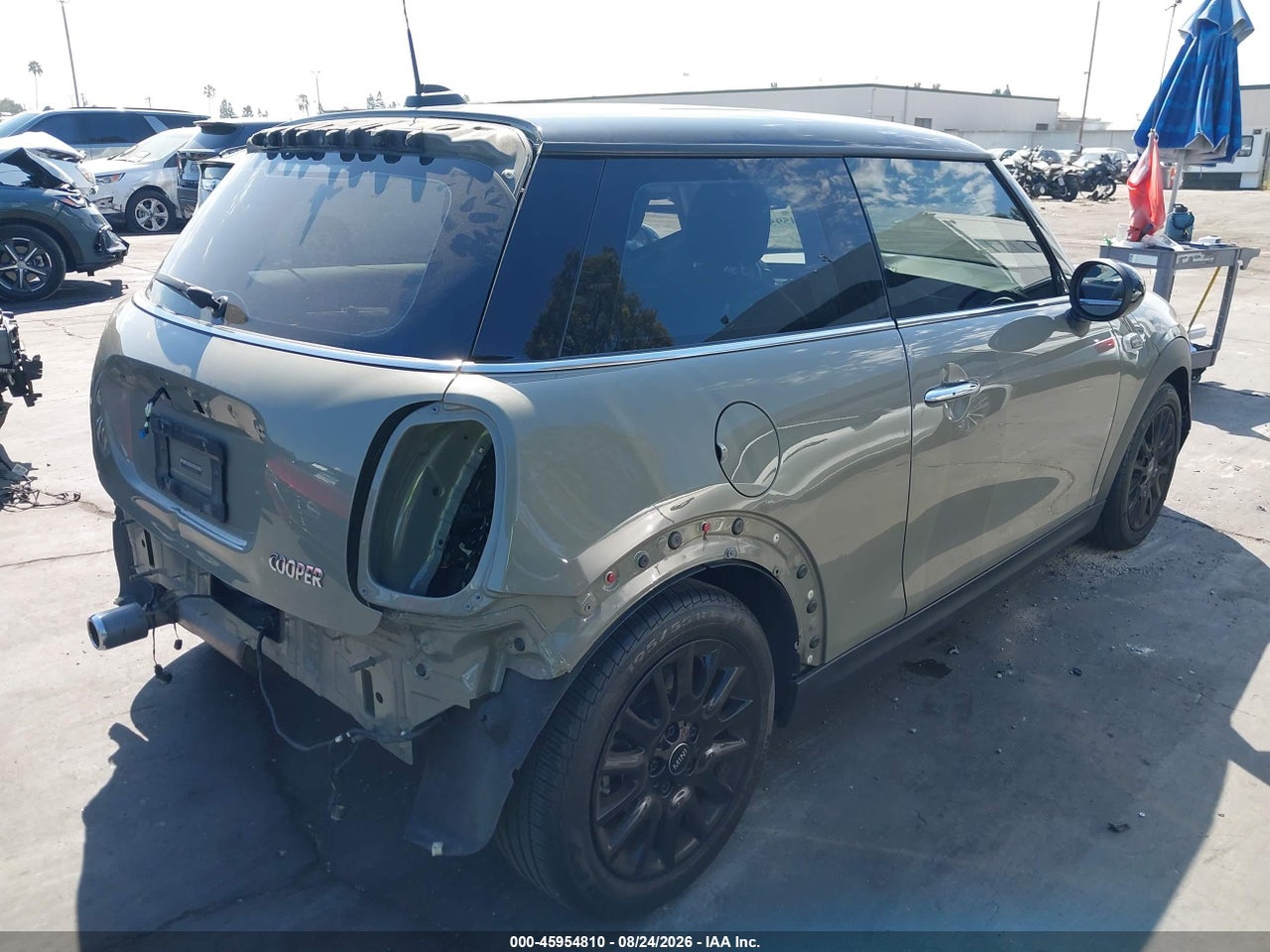 2019 MINI HARDTOP COOPER · 4/11