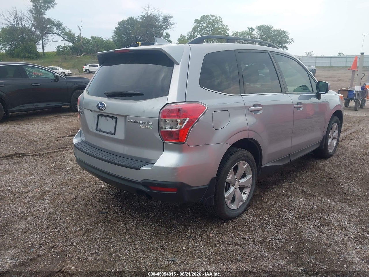 2016 SUBARU FORESTER 2.5I LIMITED · 4/11