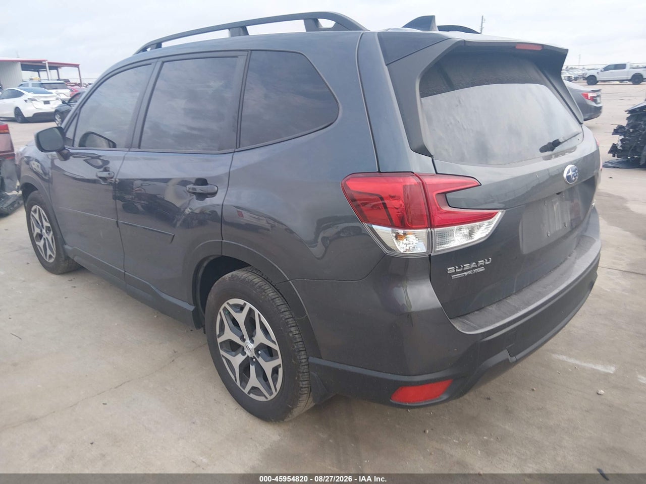 2024 SUBARU FORESTER PREMIUM · 3/11