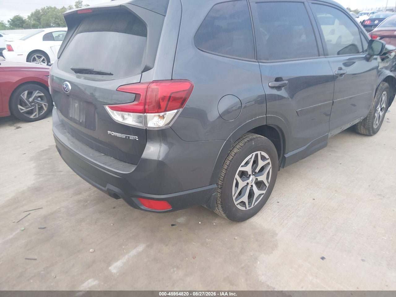 2024 SUBARU FORESTER PREMIUM · 4/11