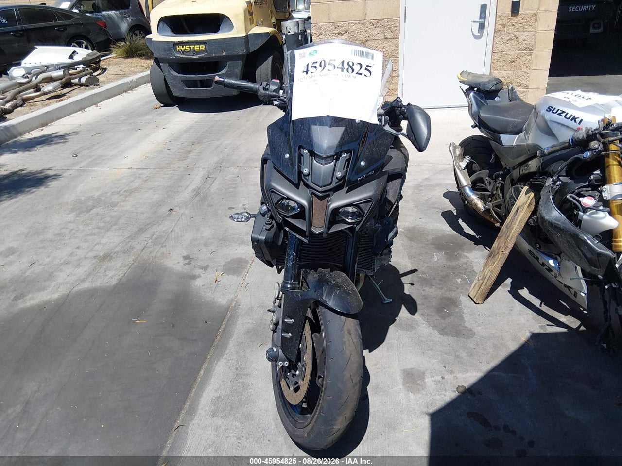 2021 YAMAHA MTN1000 C · 5/10