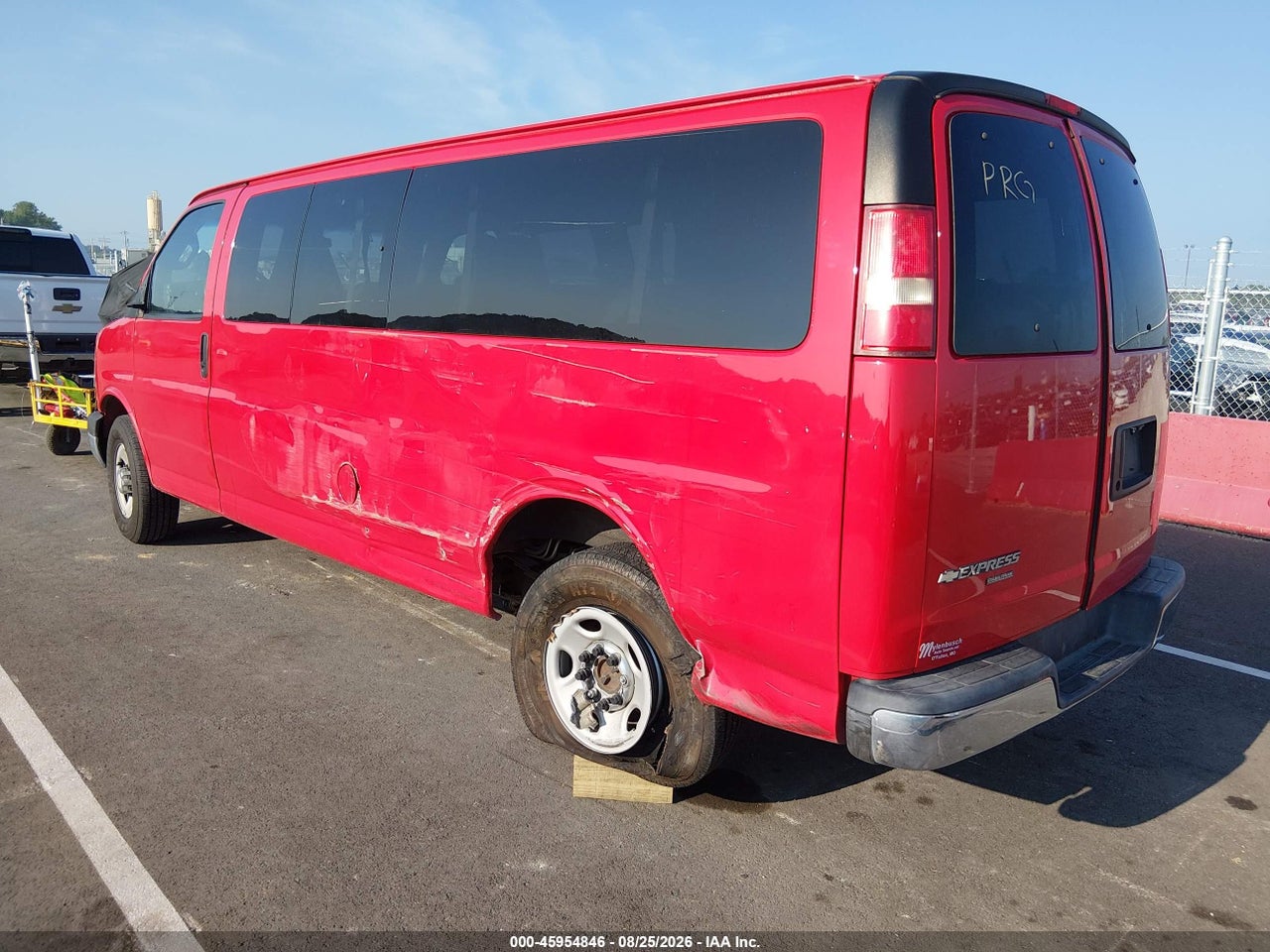 2016 CHEVROLET EXPRESS 3500 LT · 3/11