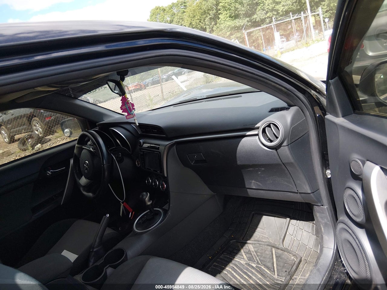 2016 SCION TC   · 5/11