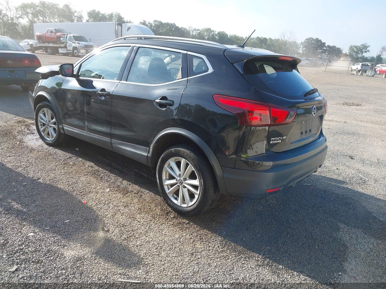 2019 NISSAN ROGUE SPORT SV · 3/11