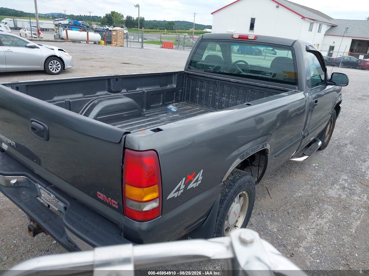 2002 GMC SIERRA 1500 SL · 4/11
