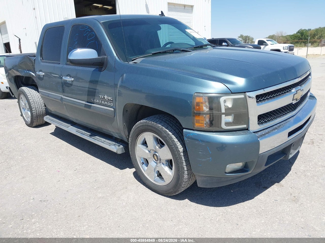 3GCPCSE0XBG****** · 2011 CHEVROLET SILVERADO 1500 LT