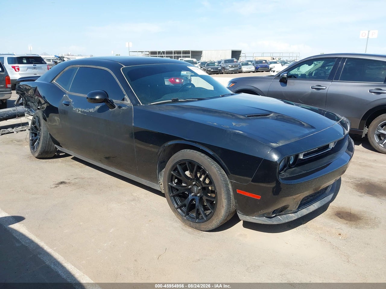 2C3CDZAG0KH****** · 2019 DODGE CHALLENGER SXT
