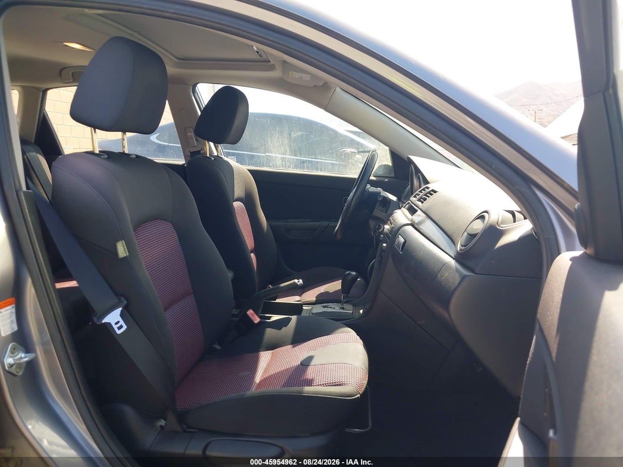 2004 MAZDA MAZDA3 S · 5/11