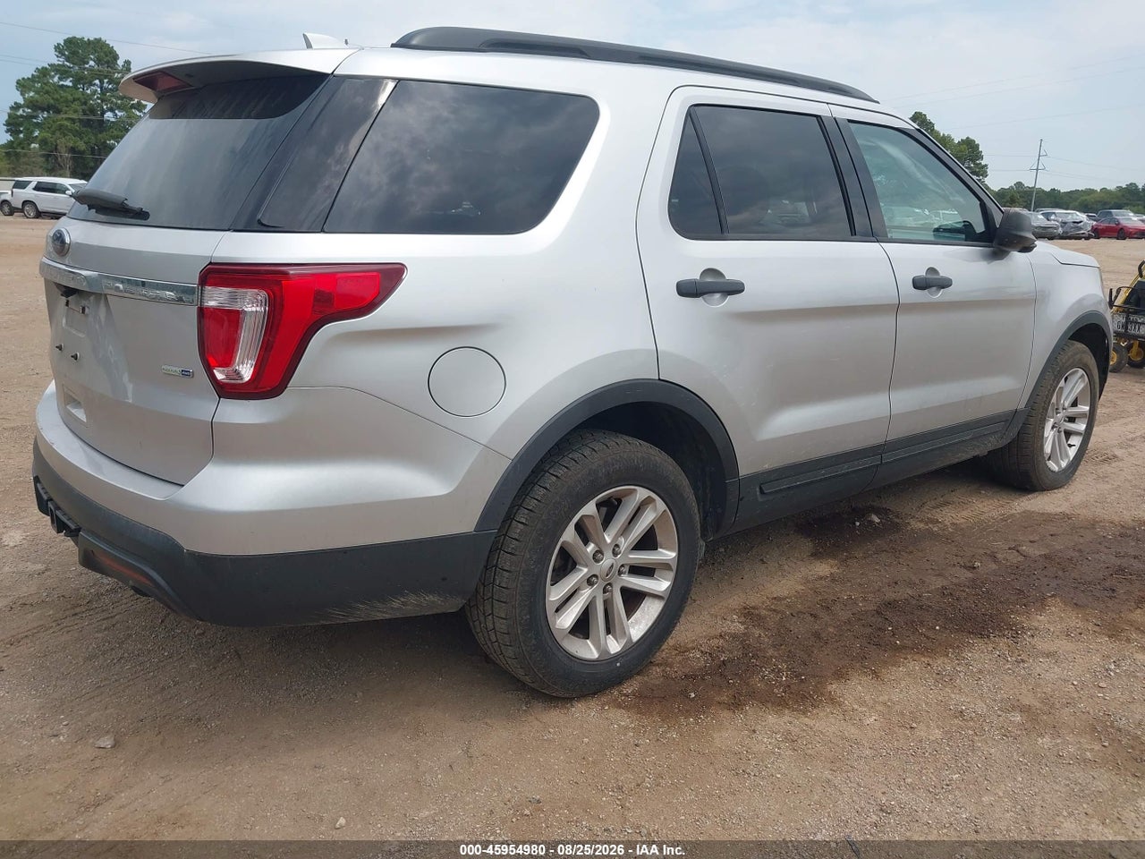 2016 FORD EXPLORER · 4/11