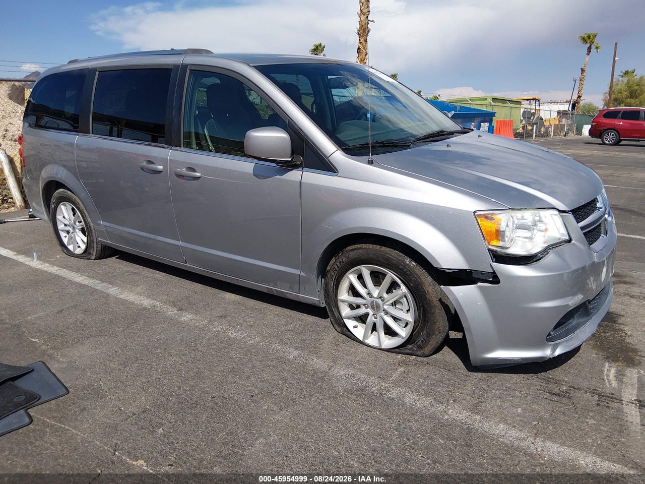 2C4RDGCG3JR****** · 2018 DODGE GRAND CARAVAN SXT