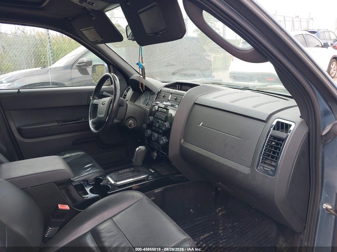 2011 FORD ESCAPE LIMITED · 5/11