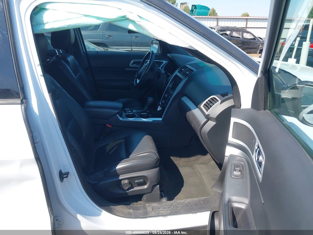 2014 FORD EXPLORER XLT · 5/11