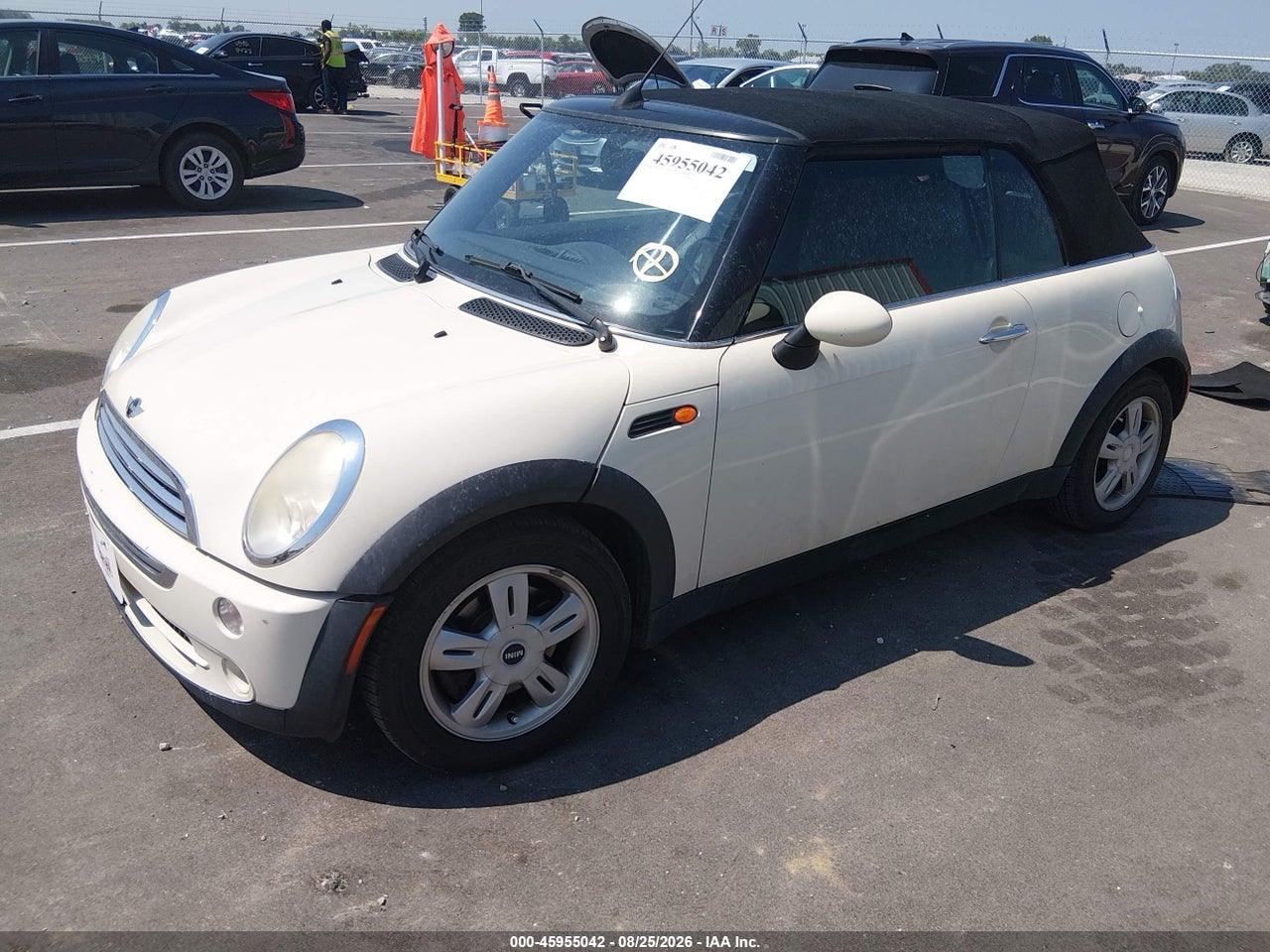 2006 MINI COOPER · 2/2
