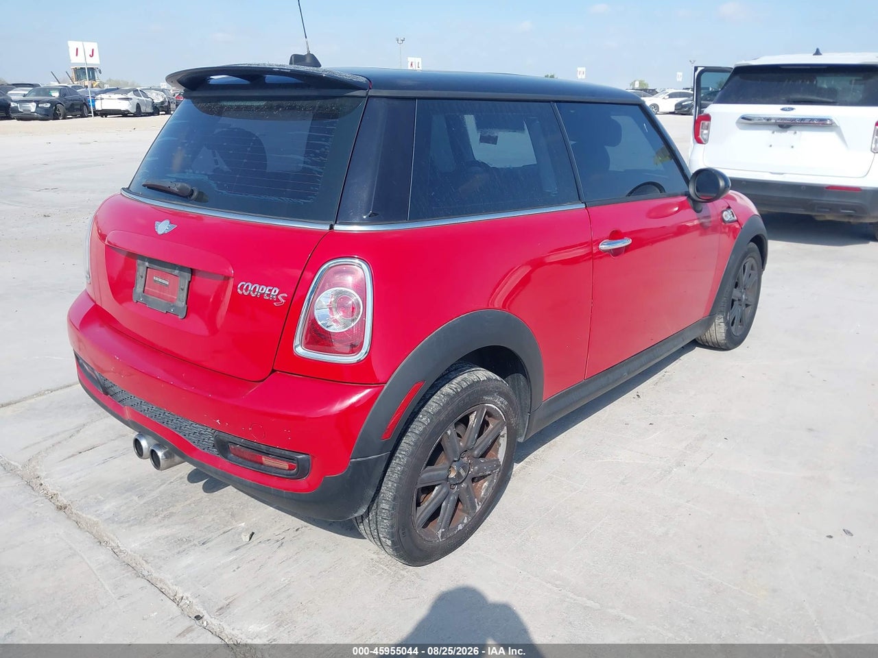 2012 MINI COOPER S   · 4/11