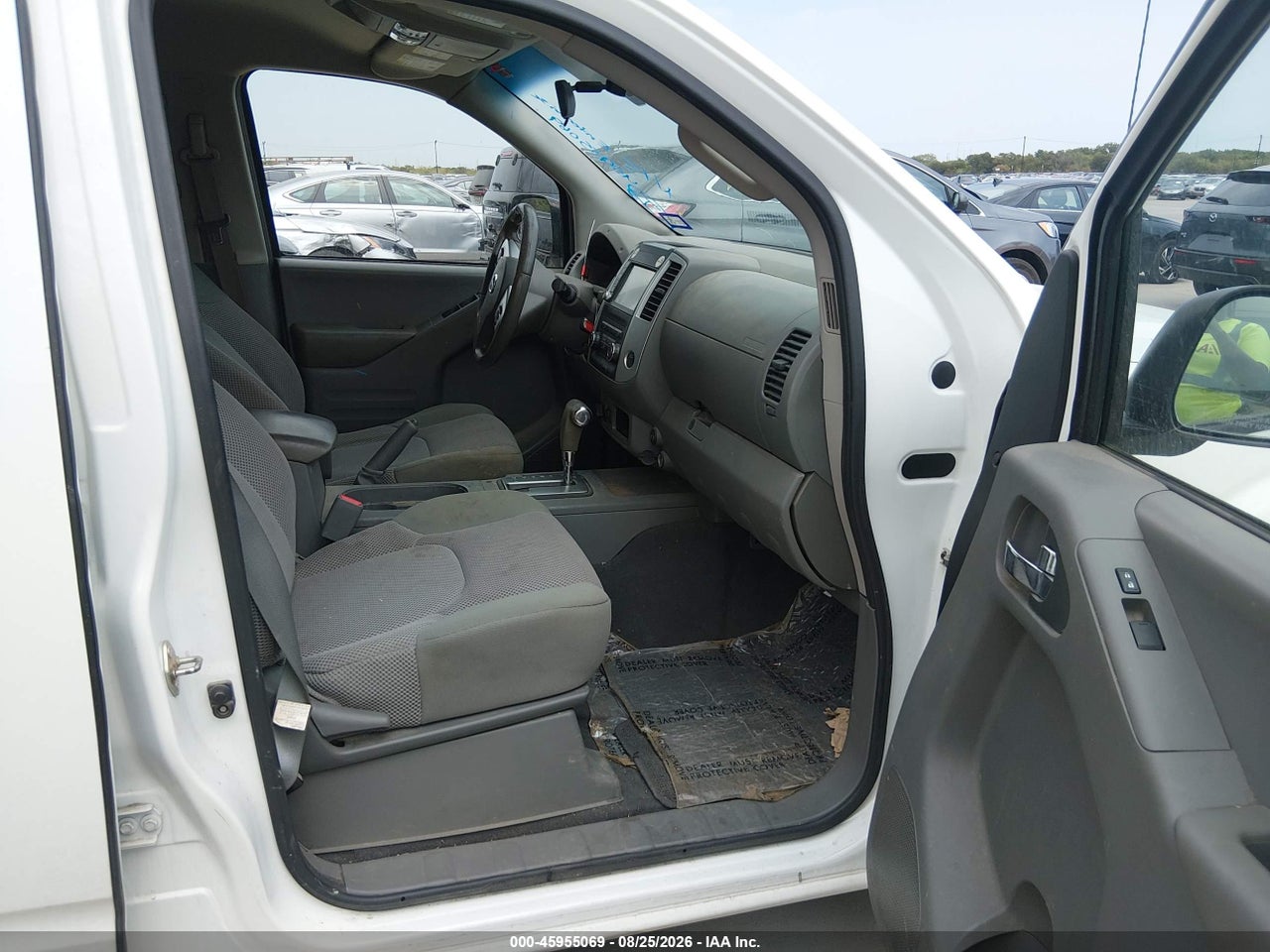 2019 NISSAN FRONTIER SV · 5/11