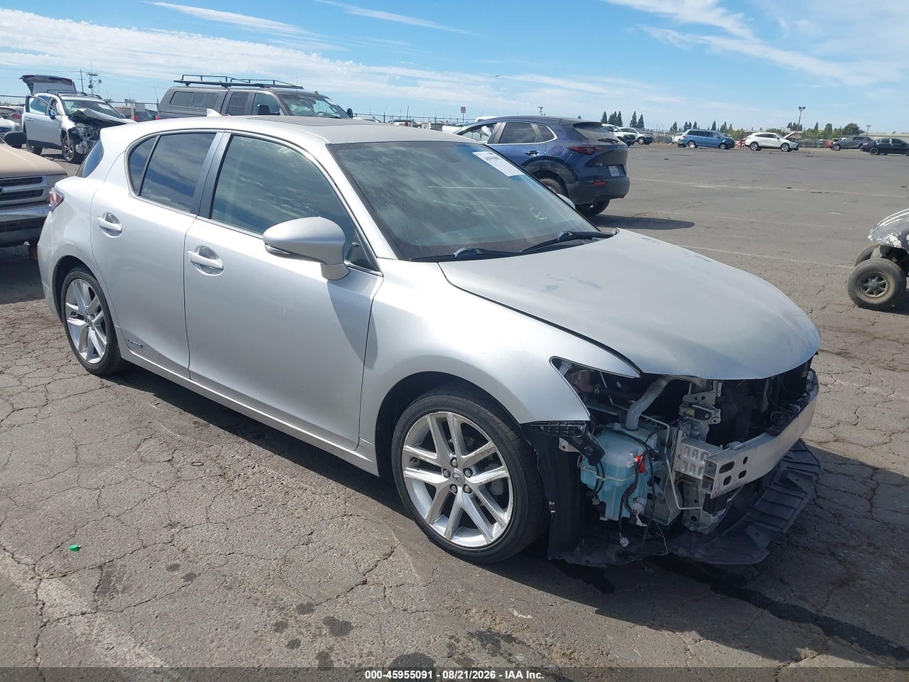JTHKD5BH1G2****** · 2016 LEXUS CT 200H