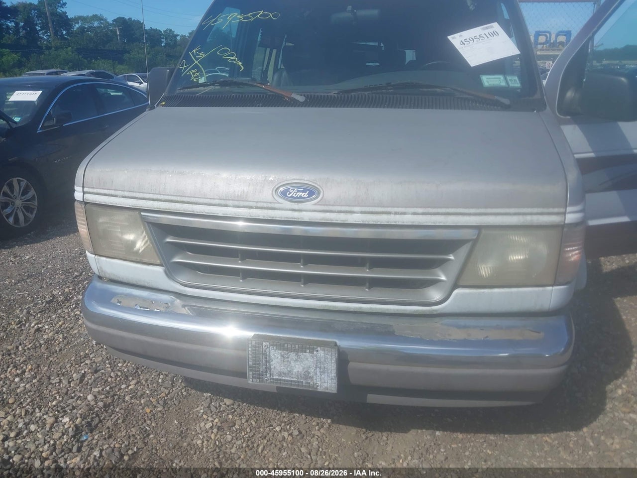 1995 FORD ECONOLINE E150 VAN · 6/11