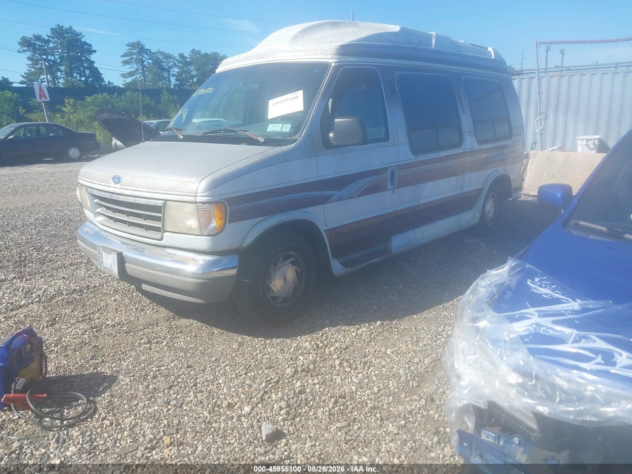 1995 FORD ECONOLINE E150 VAN · 2/11