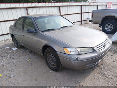 JT2BG22K7W0****** · 1998 TOYOTA CAMRY LE