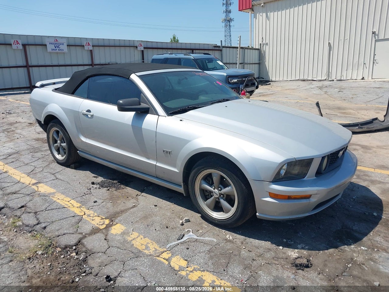 1ZVFT85H165****** · 2006 FORD MUSTANG GT
