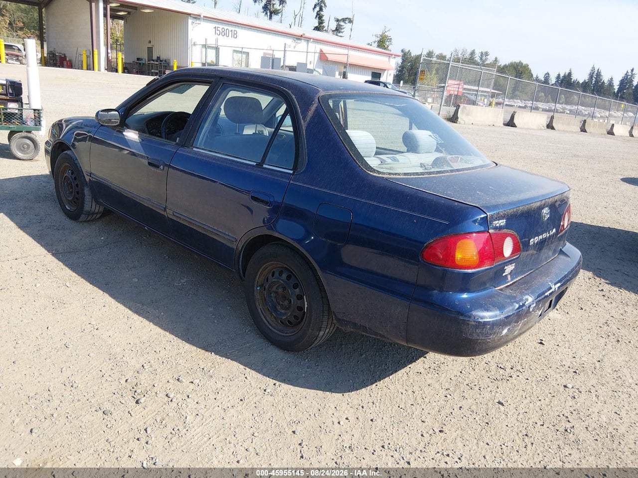 2001 TOYOTA COROLLA LE · 3/11
