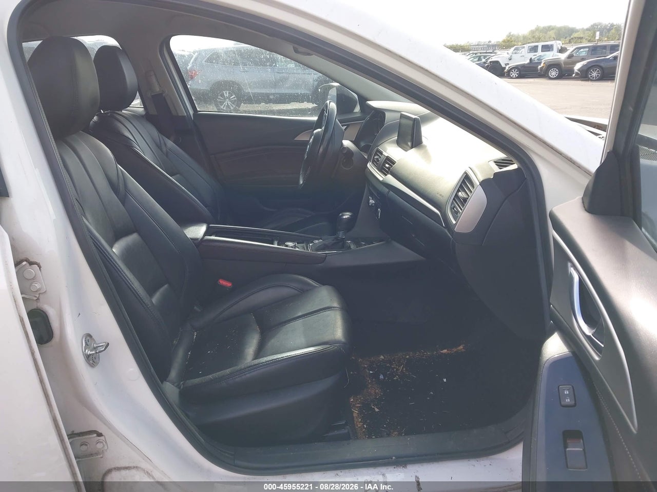 2017 MAZDA MAZDA3 TOURING · 5/10