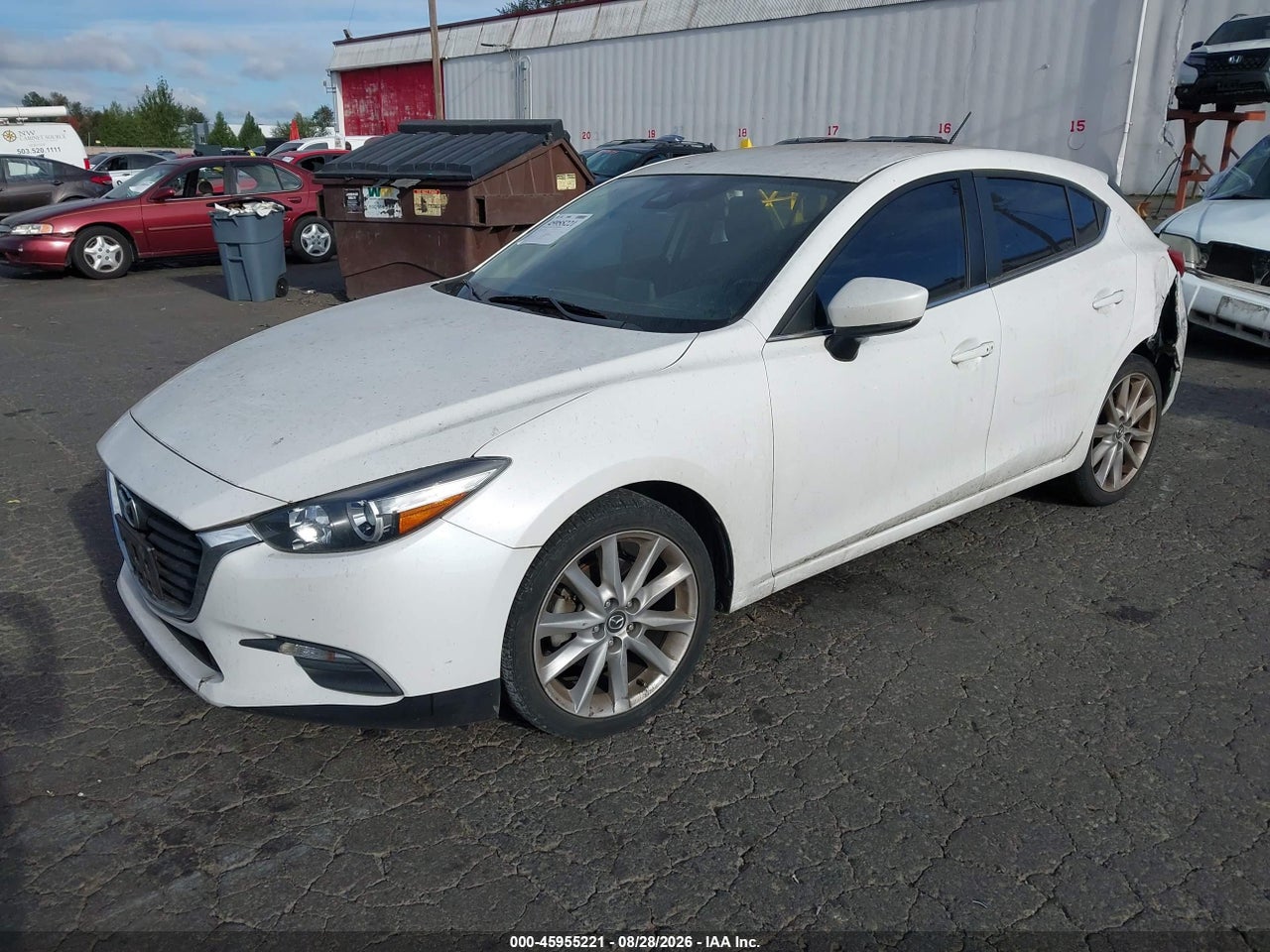 2017 MAZDA MAZDA3 TOURING · 2/10