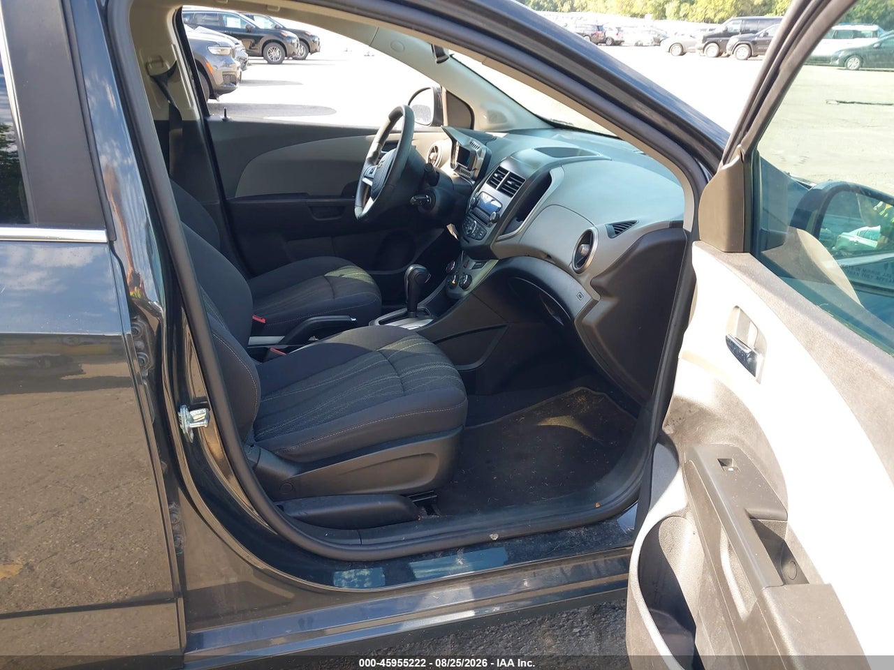 2015 CHEVROLET SONIC LT AUTO · 5/11