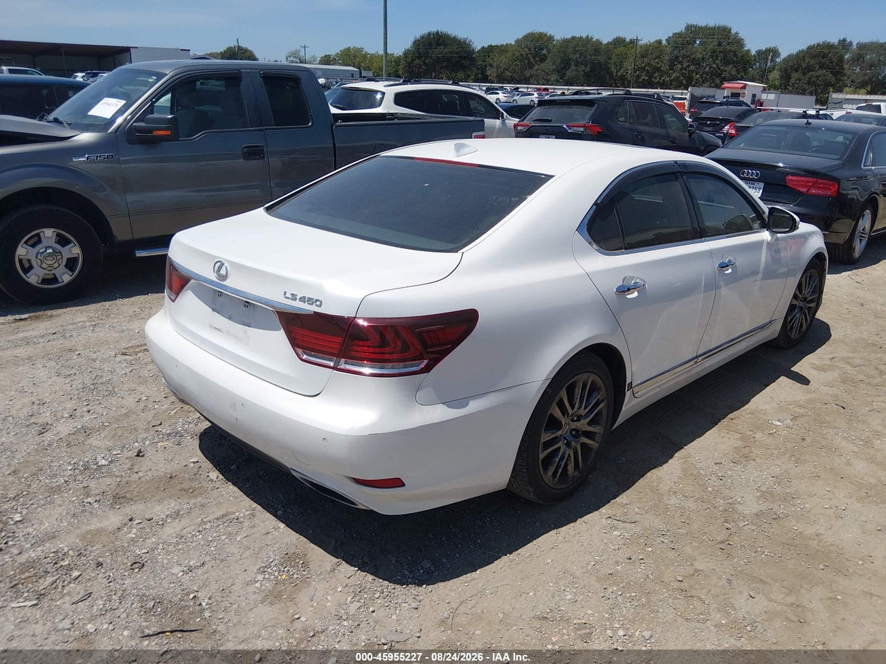 2014 LEXUS LS 460 · 4/11