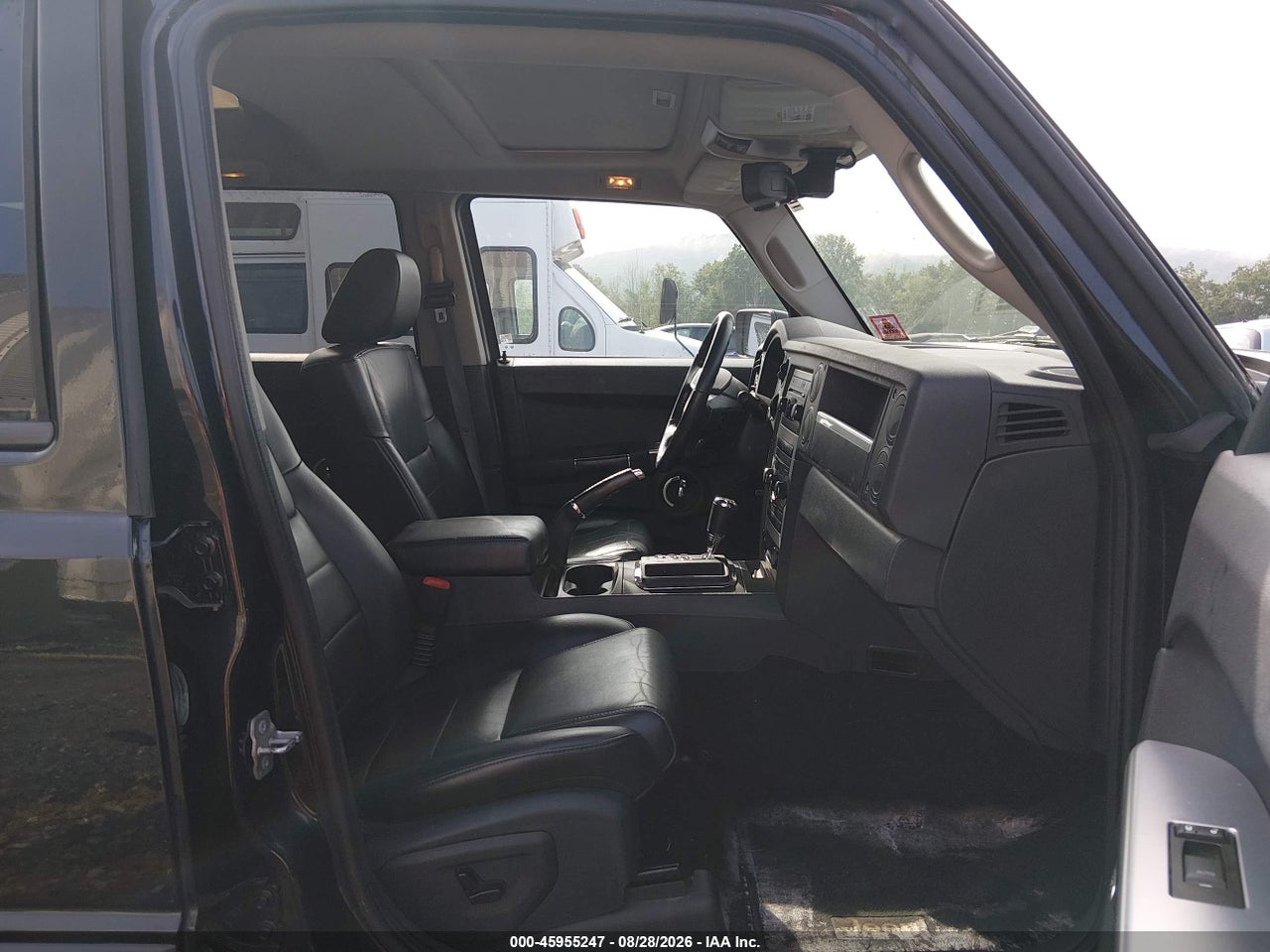 2009 JEEP COMMANDER SPORT · 5/11