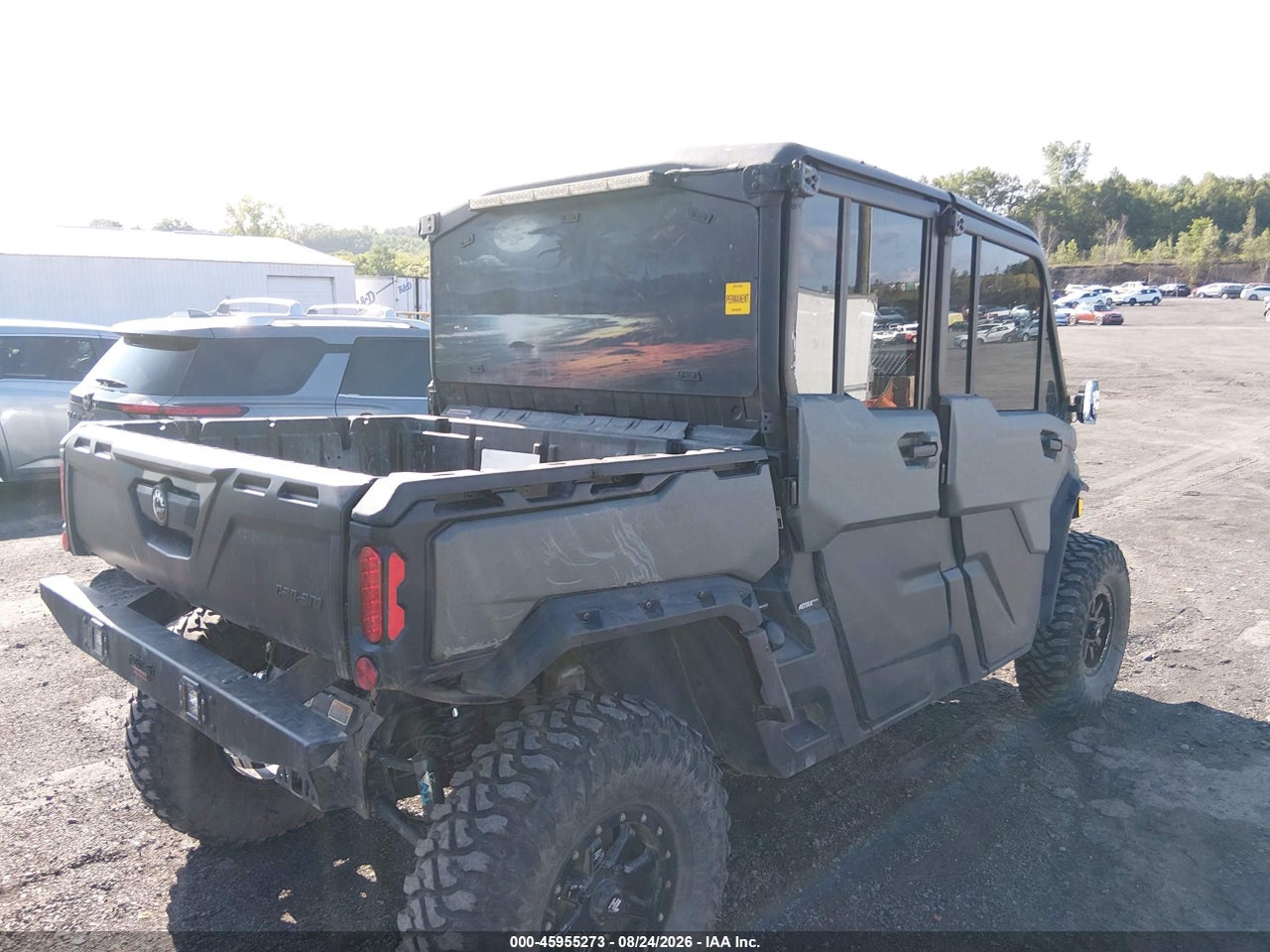 2024 CAN-AM DEFENDER MAX LIMITED CAB HD10/LONE STAR HD10 · 4/11