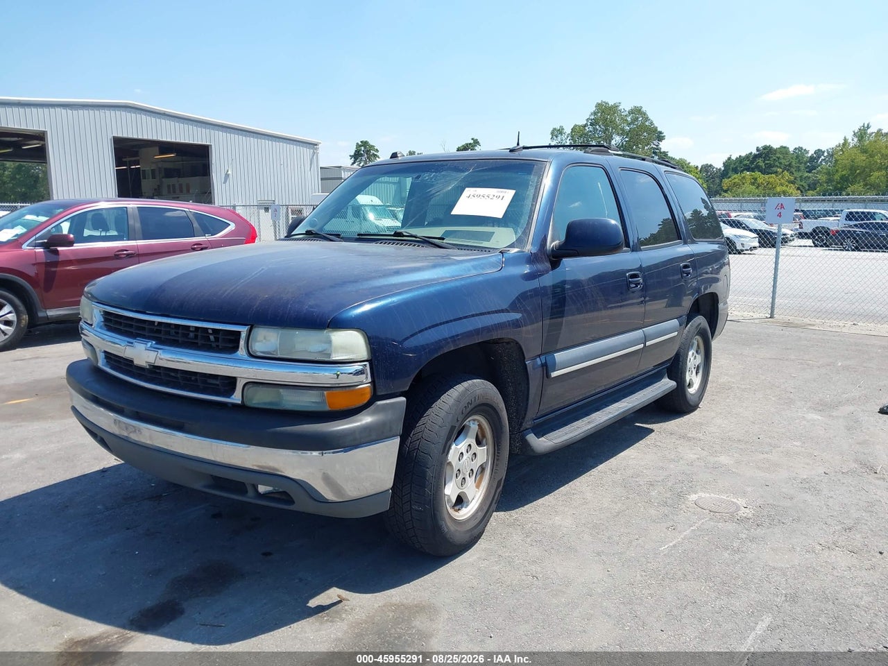 2004 CHEVROLET TAHOE LT · 2/11