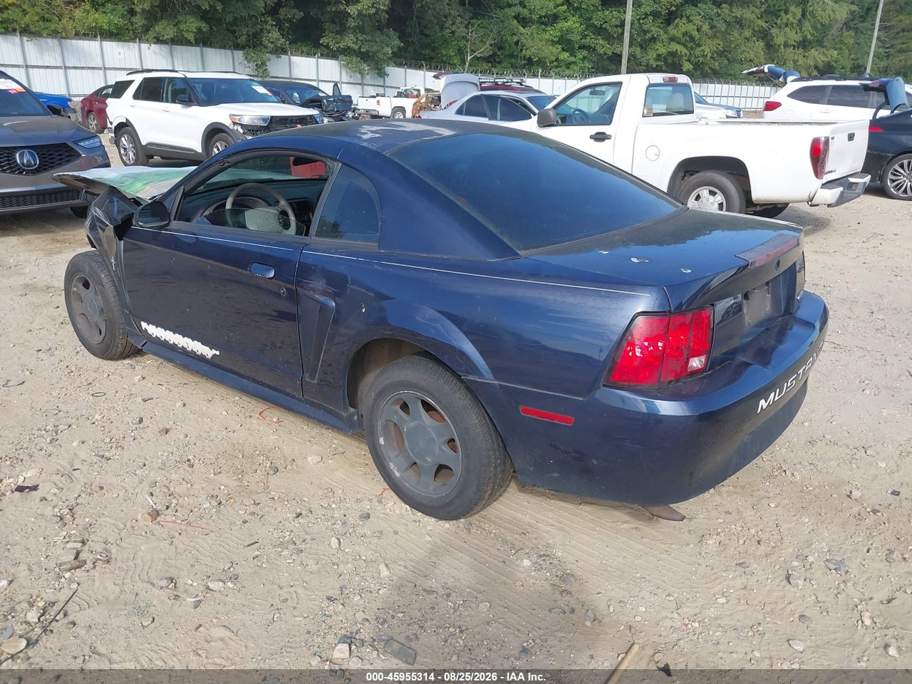 2001 FORD MUSTANG · 3/10