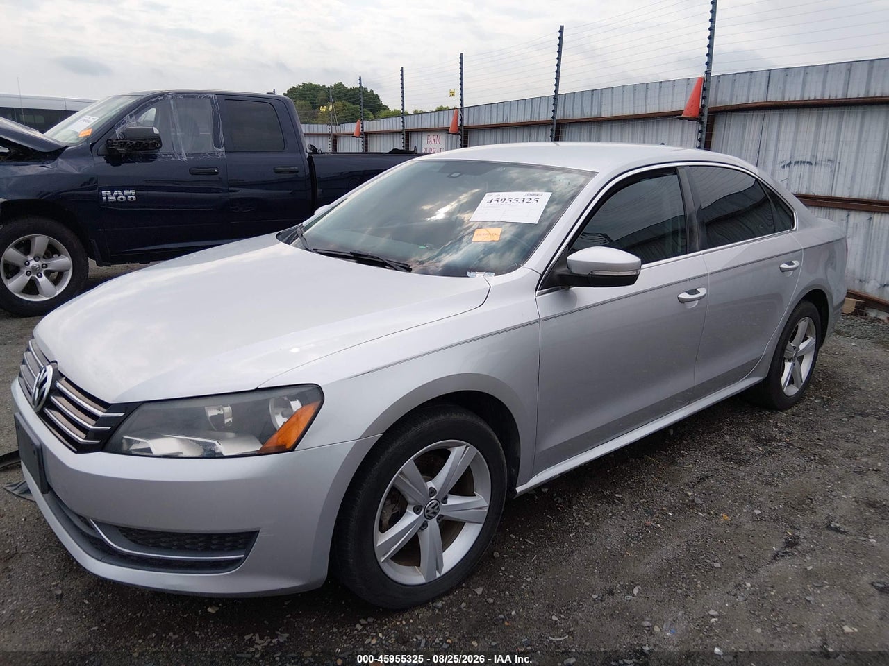 2014 VOLKSWAGEN PASSAT 1.8T SE · 2/11