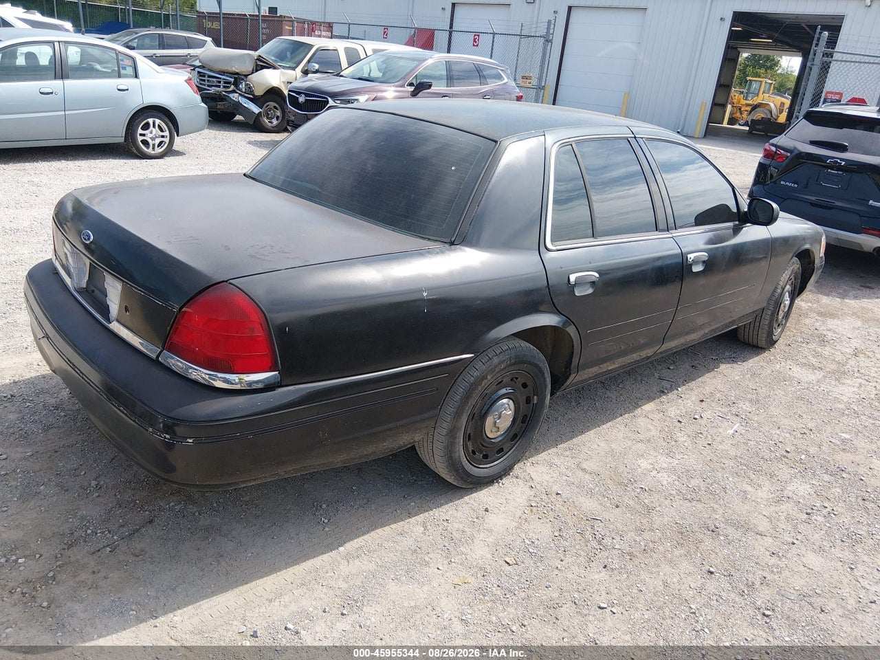 2004 FORD CROWN VICTORIA POLICE · 4/11
