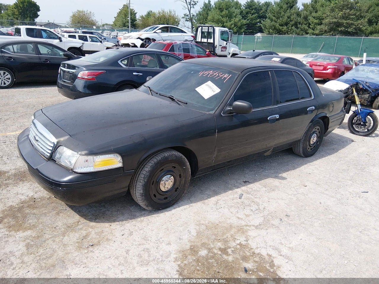 2004 FORD CROWN VICTORIA POLICE · 2/11