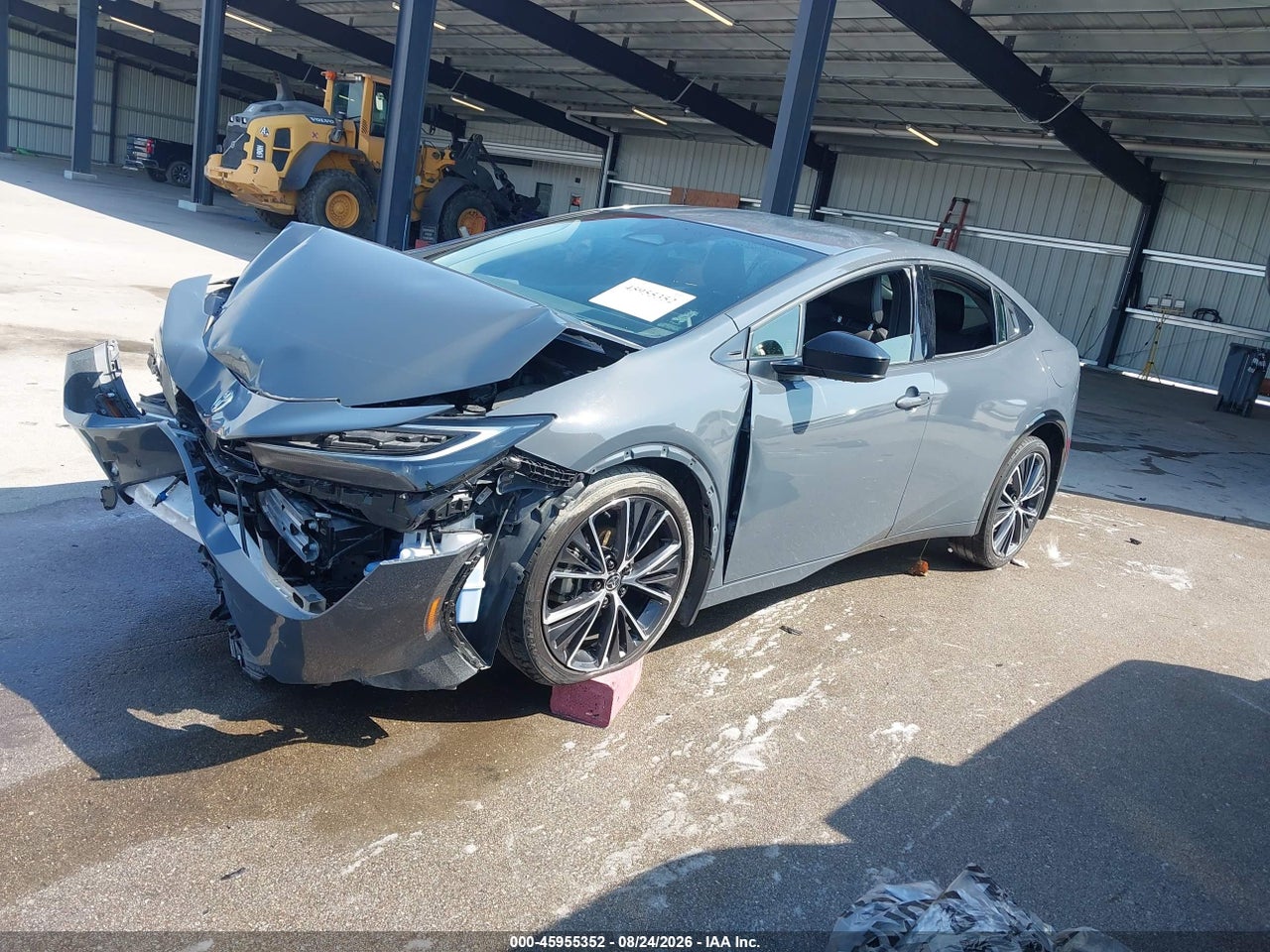 2024 TOYOTA PRIUS XLE · 2/10