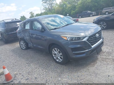 KM8J23A49KU****** · 2019 HYUNDAI TUCSON SE