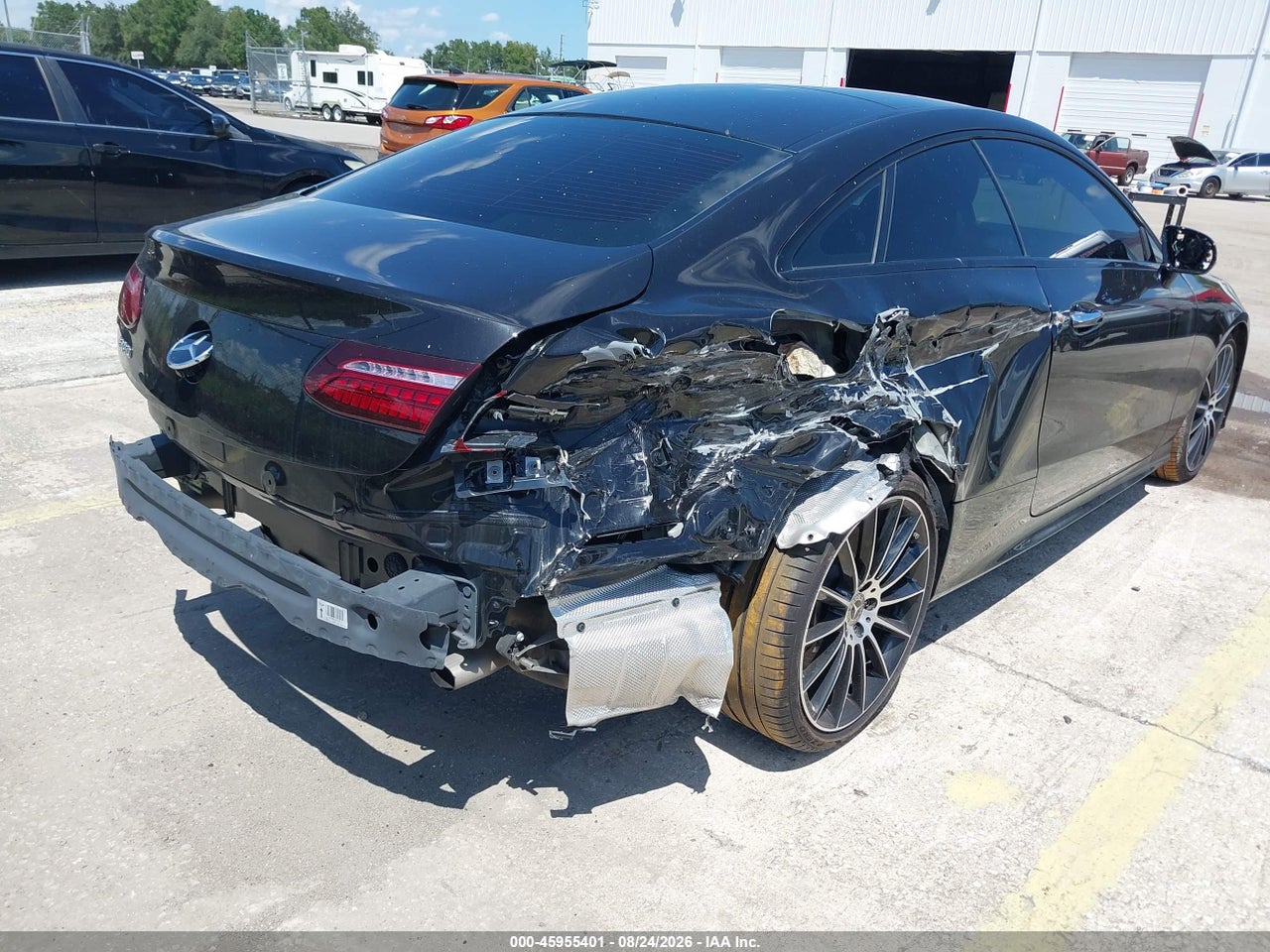 2021 MERCEDES-BENZ E 450 · 6/11