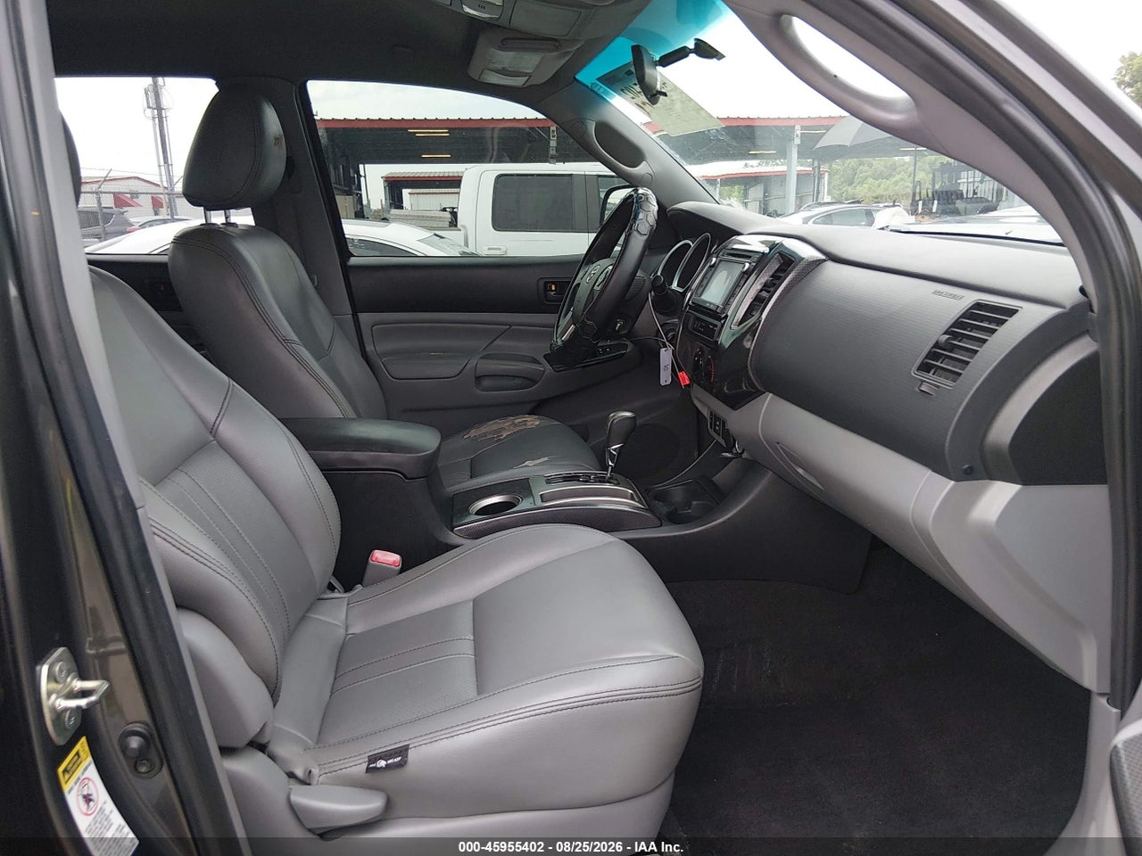 2014 TOYOTA TACOMA PRERUNNER V6 · 5/11