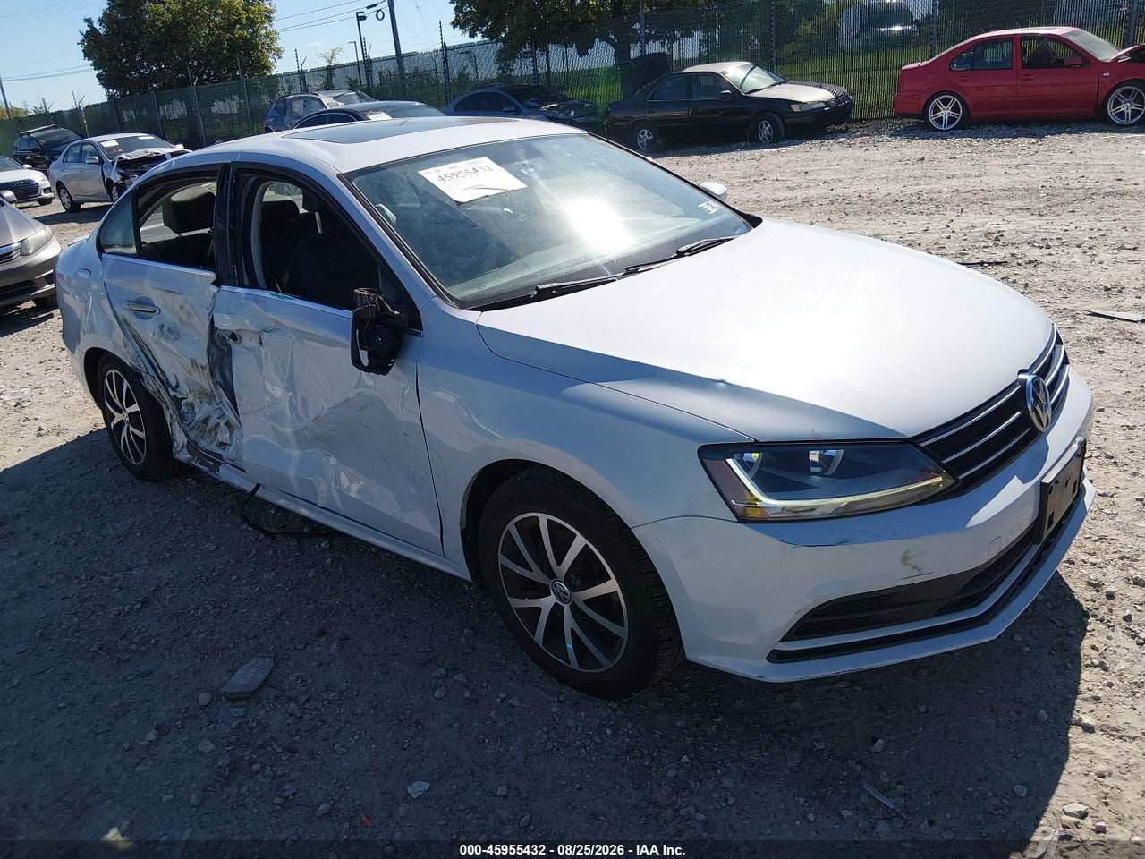 3VWDB7AJ3HM****** · 2017 VOLKSWAGEN JETTA 1.4T SE