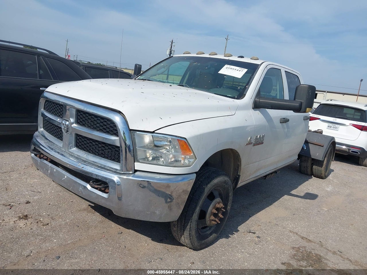 2016 RAM 3500 CHASSIS TRADESMAN/SLT/LARAMIE · 2/4